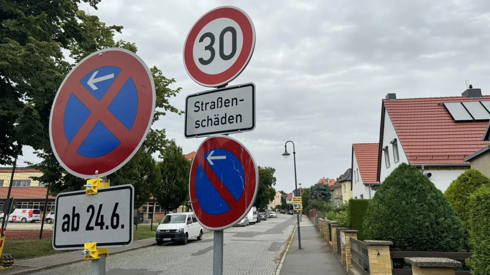 Die Geschwister-Scholl-Straße ist ab Dienstag voll gesperrt. Bereits ab Montag gilt ein absolutes Halteverbot.  (Foto: Daniel Große)