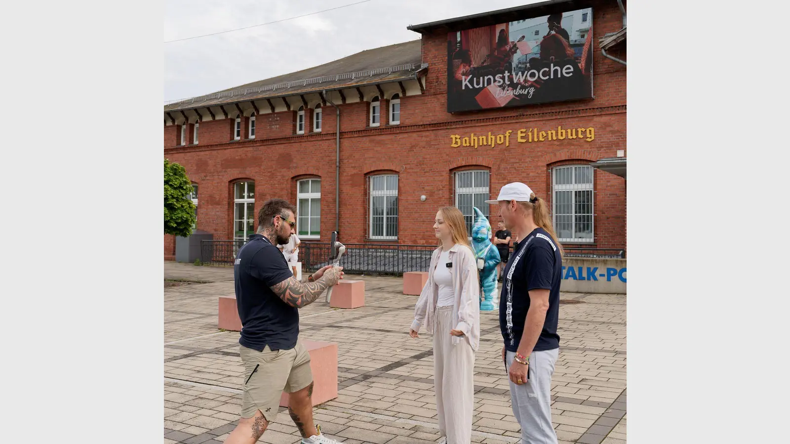 Auch einen Videodreh zu einem Flashmob gab es zur KUNSTwoche. (Foto: Tourismus- und Gewerbeverein Eilenburg e. V.)