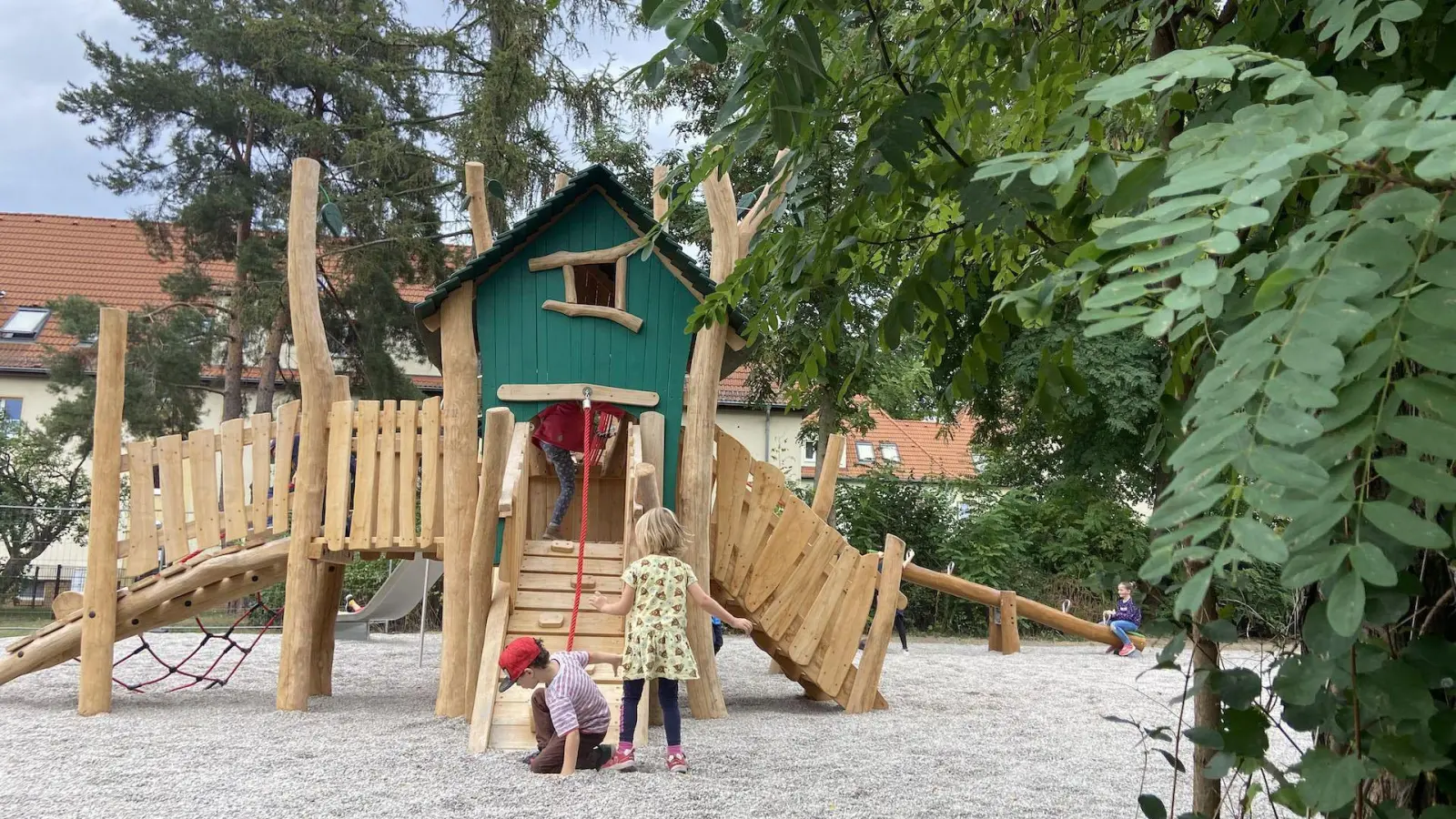 Neuer Spielplatz der WOTa ab sofort nutzbar (Foto: taucha-kompakt.de)