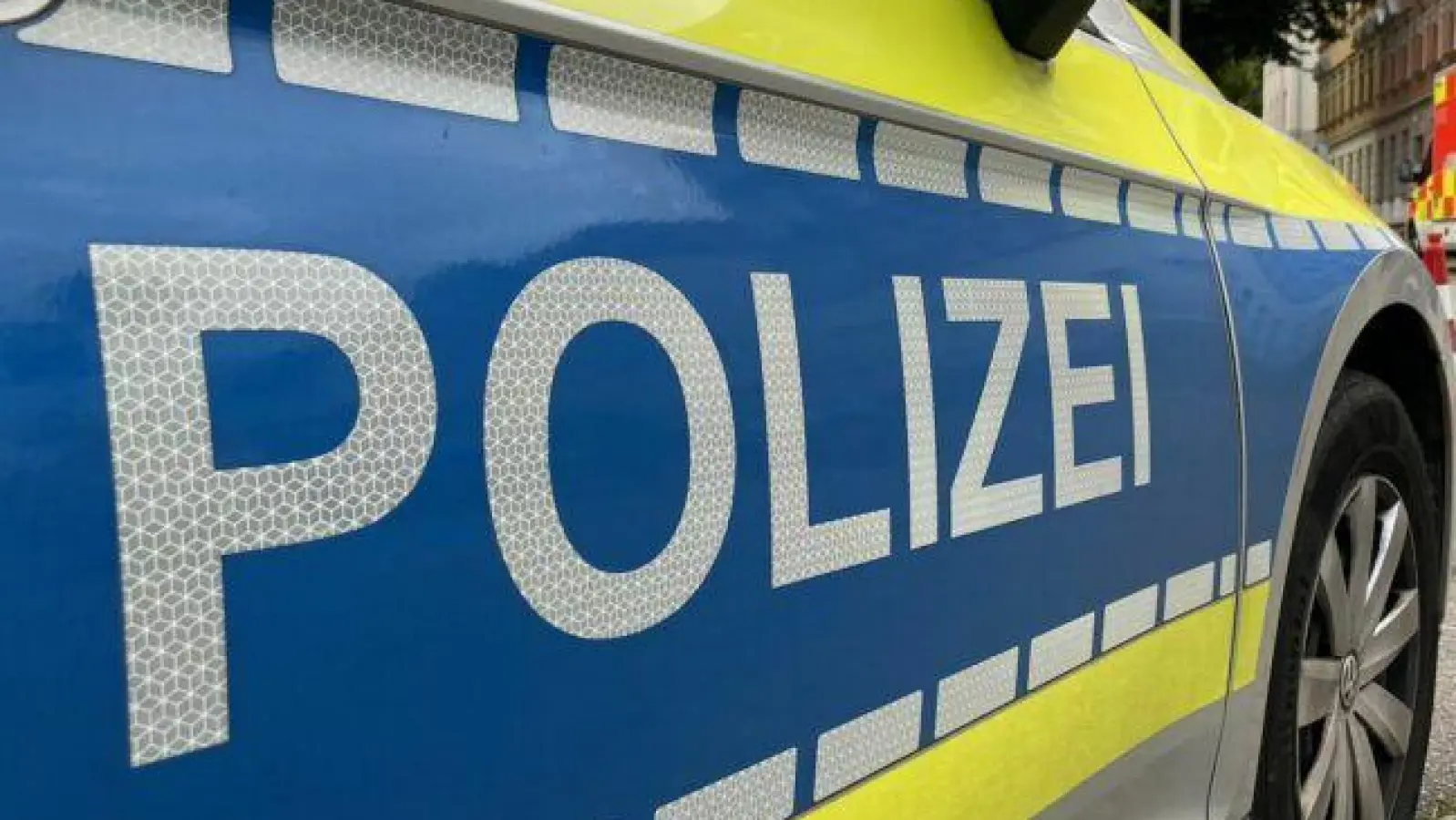 Öffnung des Zufahrtstors zum Polizeirevier verhindert (Foto: nordsachsen24.de)