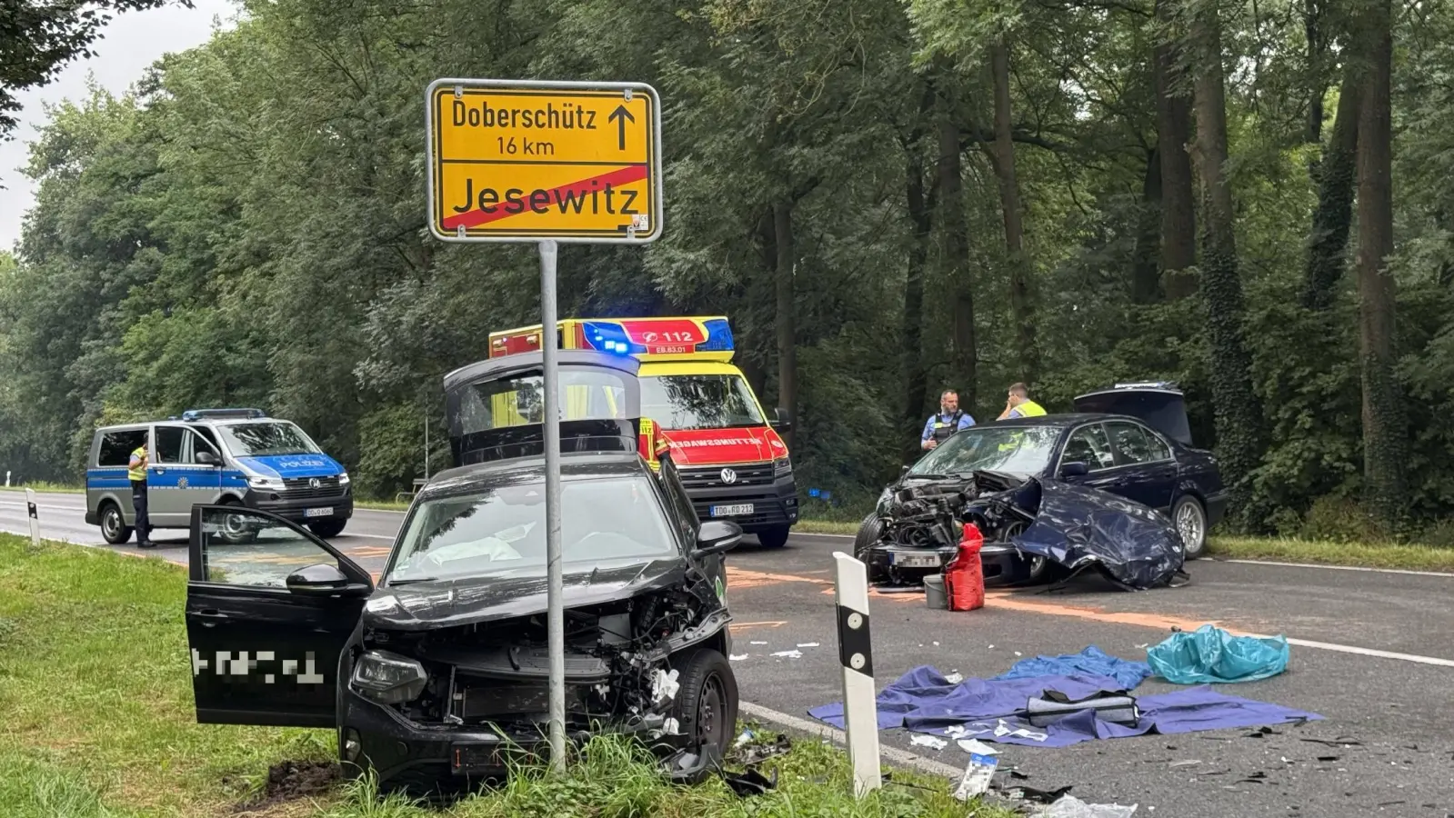 Auf der B87 kam es am Samstagvormittag zu einem schweren Unfall. (Foto: Daniel Große)