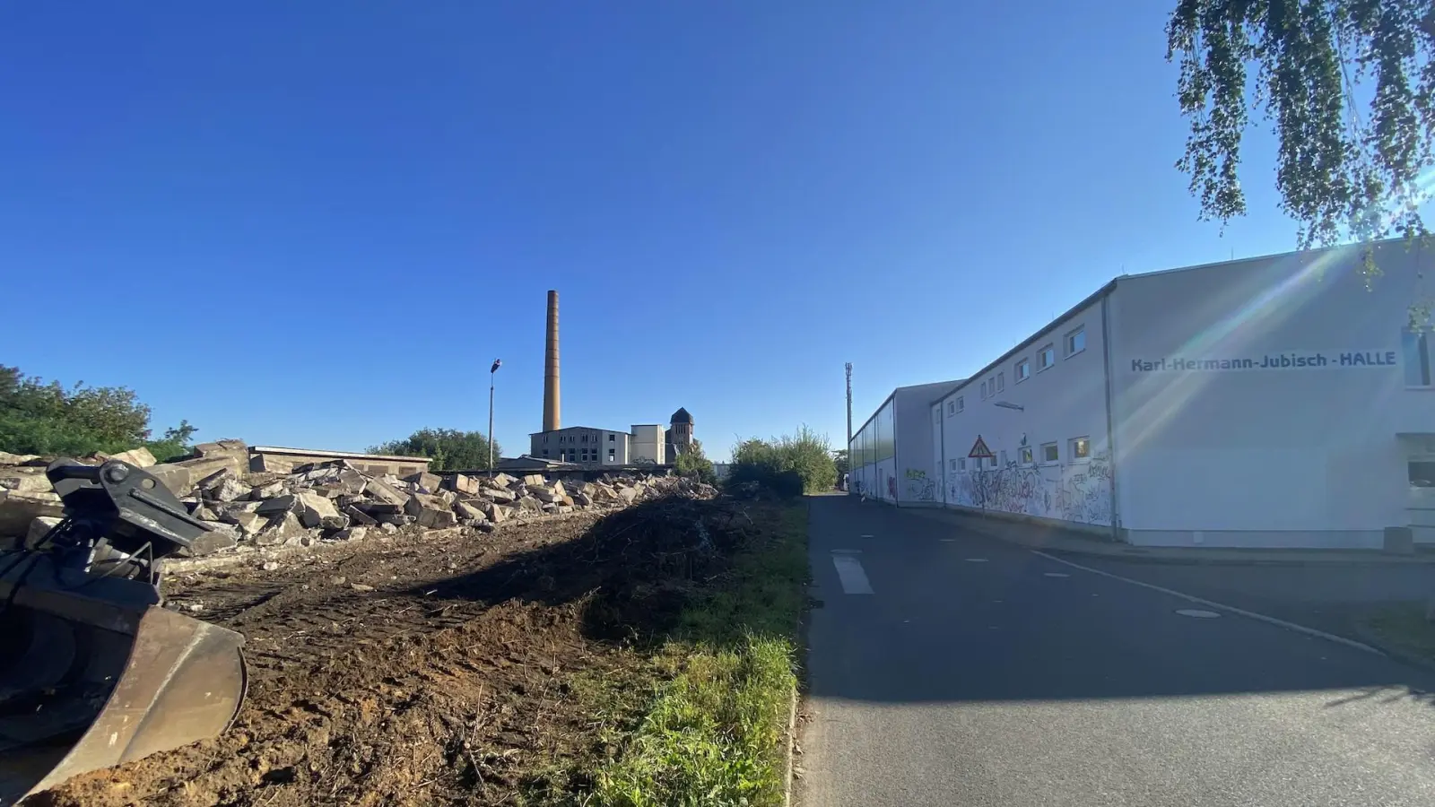 Neuer Wertstoffhof an der Jubisch-Straße: Bauarbeiten haben begonnen (Foto: taucha-kompakt.de)