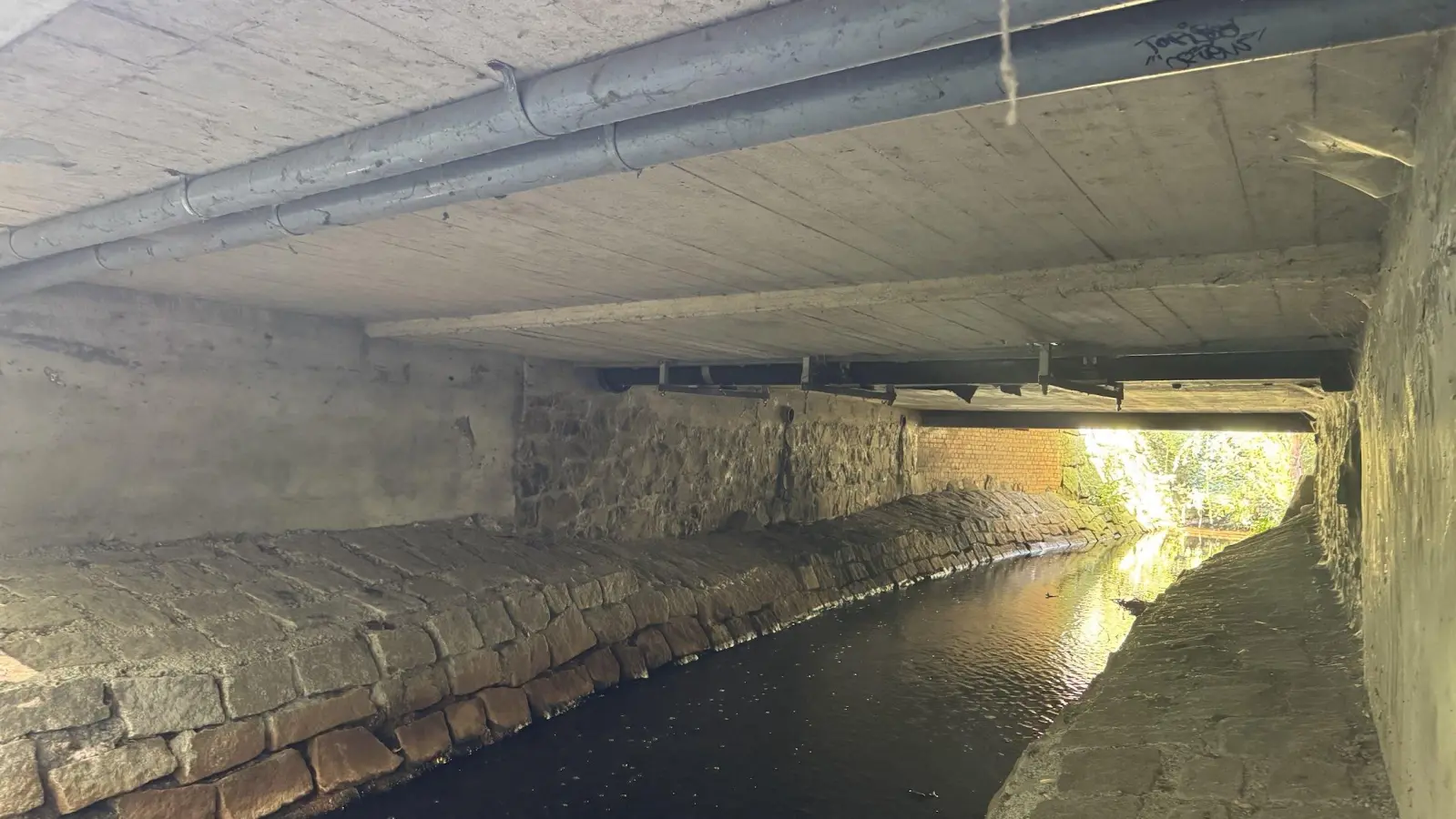 Für den Laien nicht erkennbar - aber diese Brücke muss saniert werden. (Foto: Daniel Große)