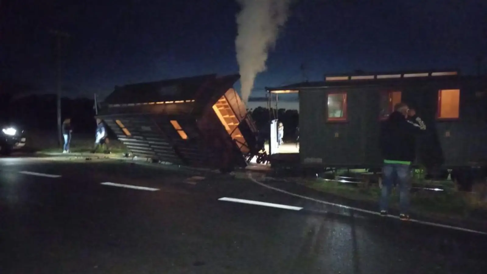 Schwerer Unfall: Traktor kollidiert mit Döllnitzbahn (Foto: nordsachsen24.de)